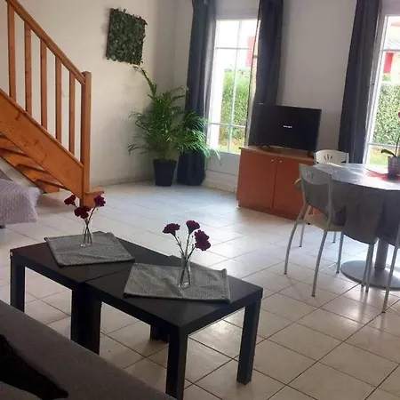 Mickey M'house Familly Apartment